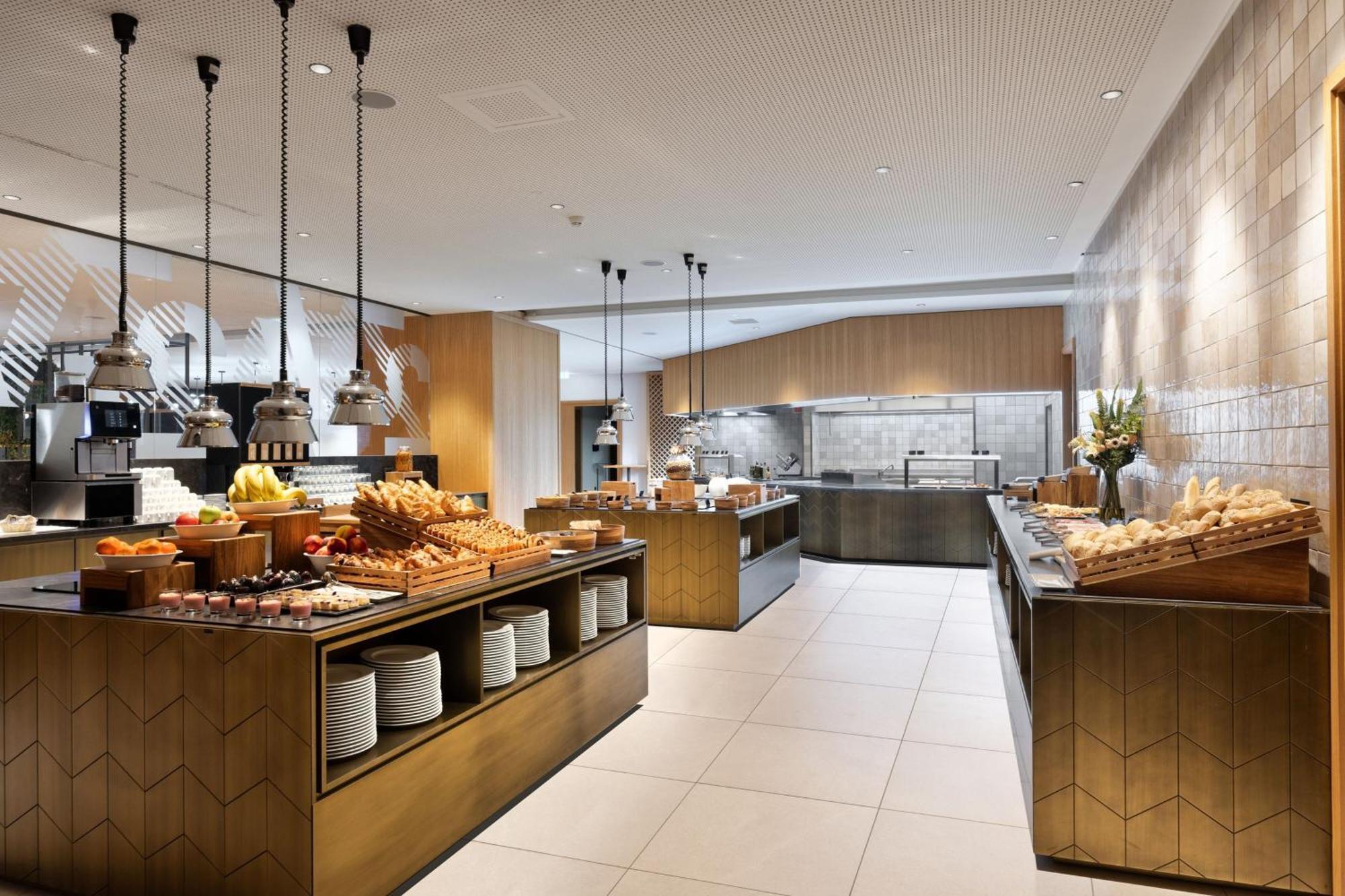 Four Points By Sheraton Mons 4*