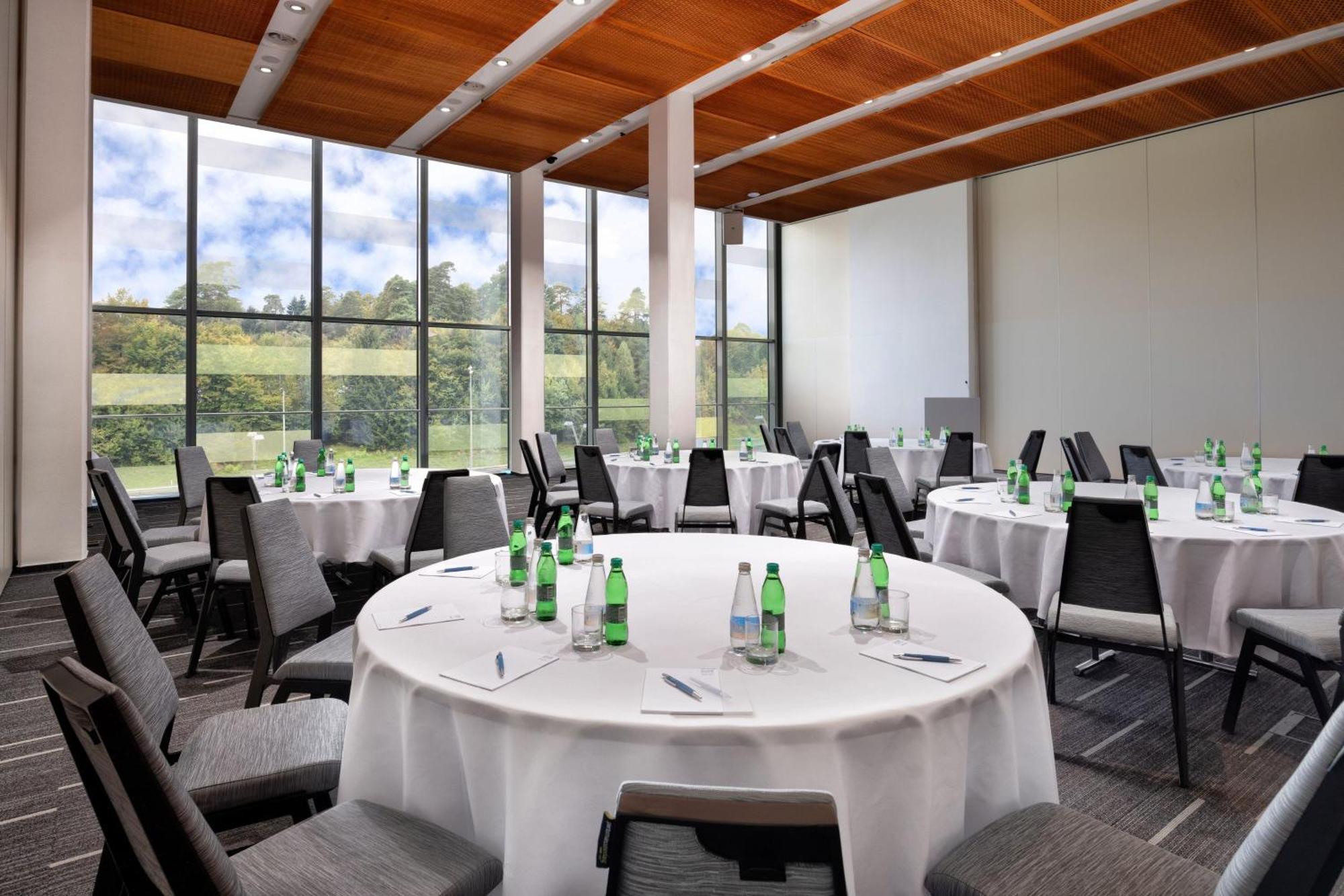 Four Points By Sheraton Mons 4* Laibach